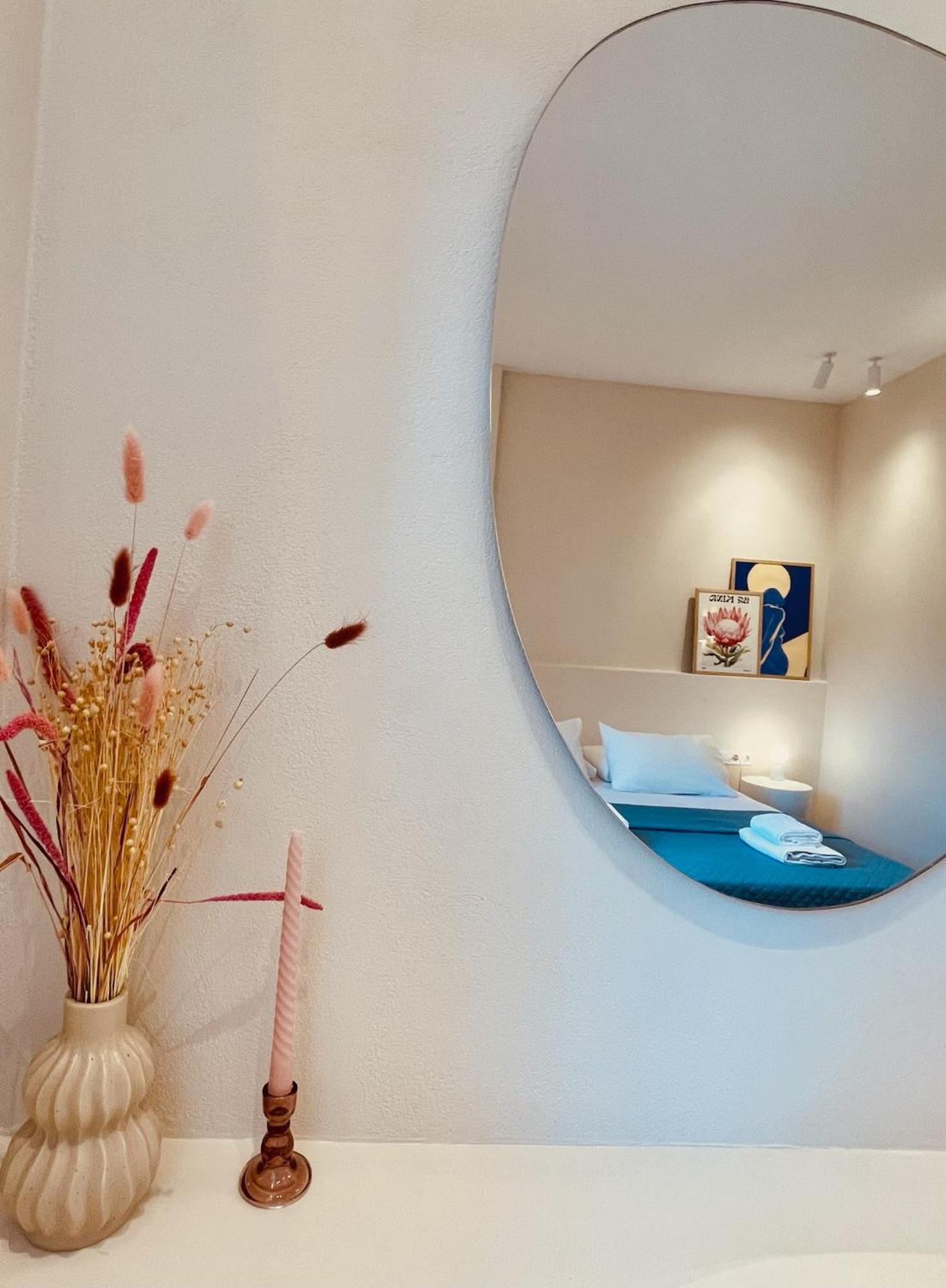 Staybridge Apartments, Mesongi Luaran gambar