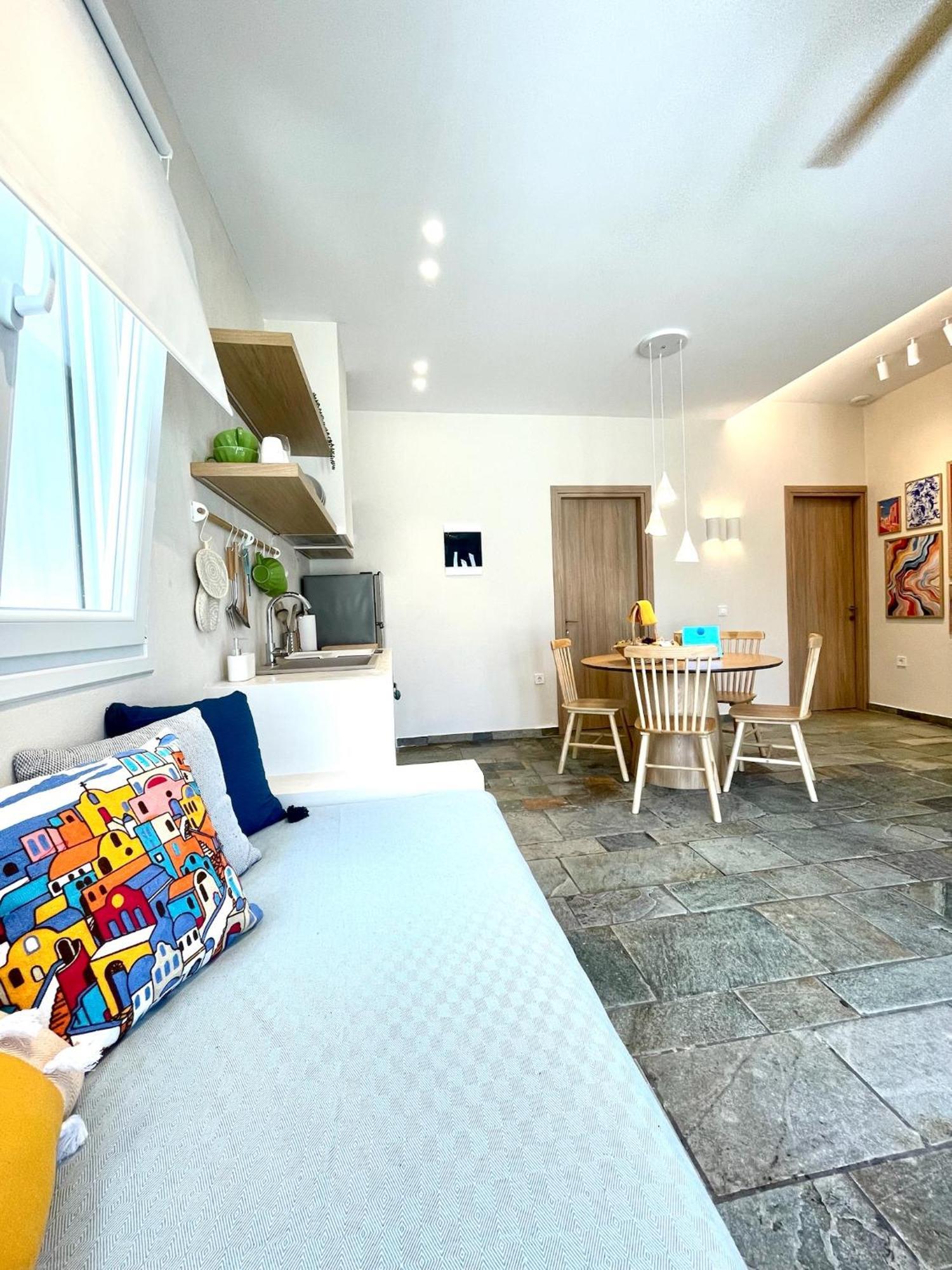 Staybridge Apartments, Mesongi Luaran gambar