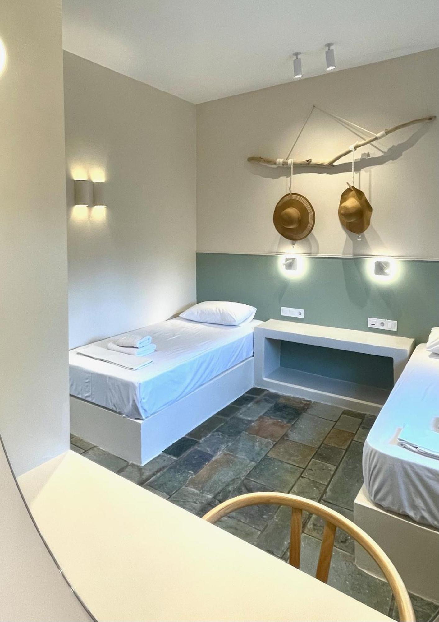 Staybridge Apartments, Mesongi Luaran gambar