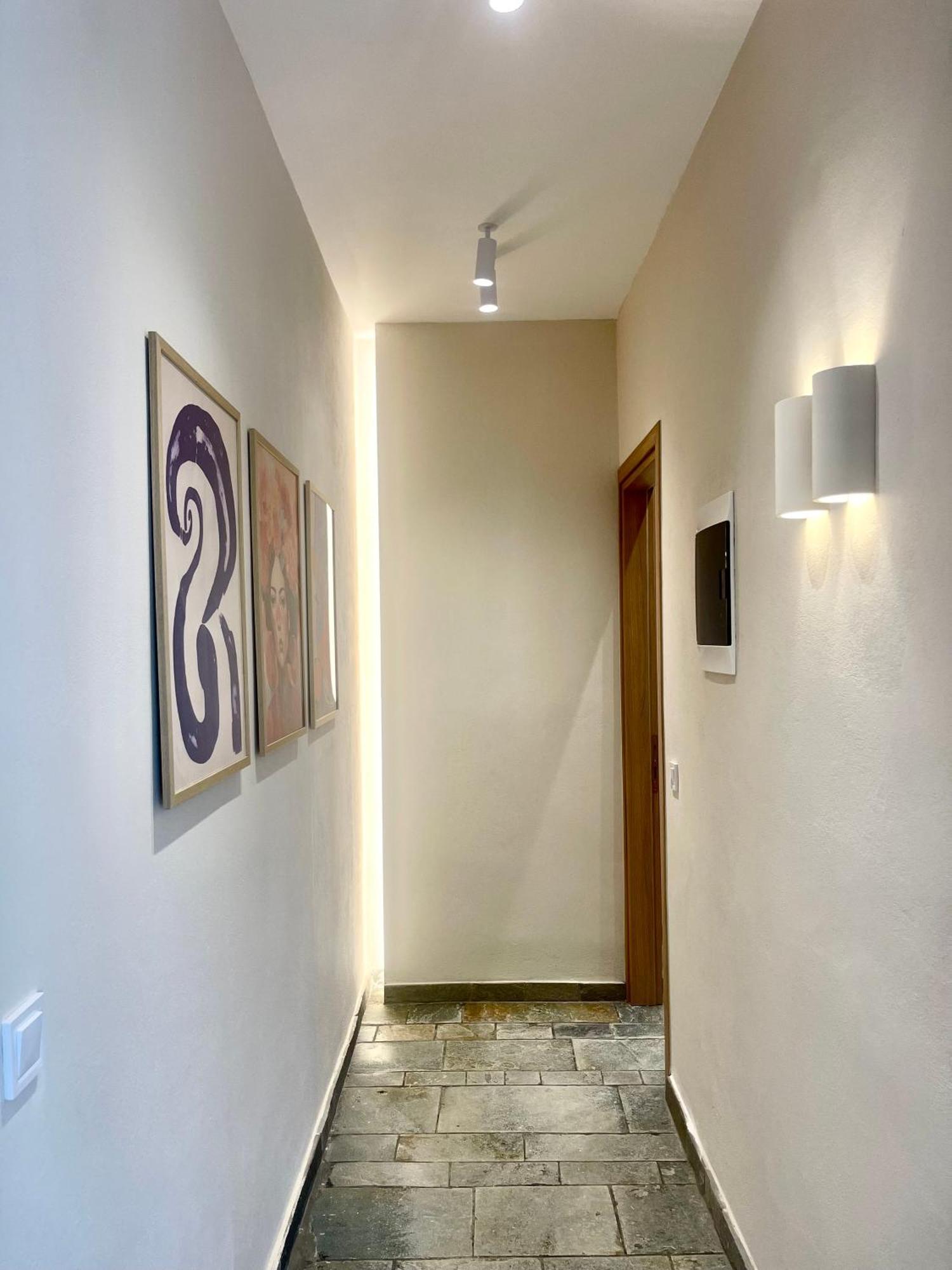 Staybridge Apartments, Mesongi Luaran gambar