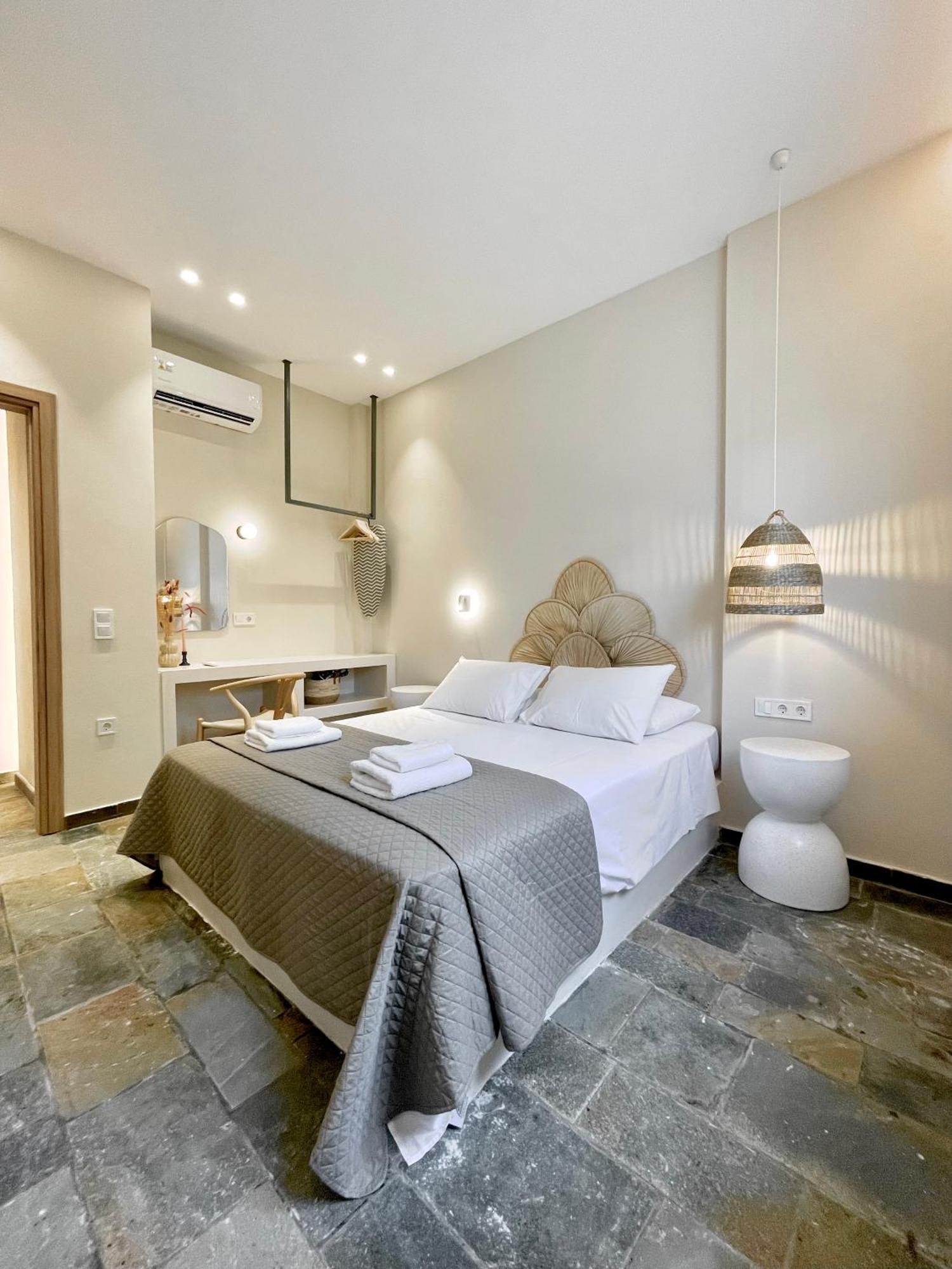 Staybridge Apartments, Mesongi Luaran gambar