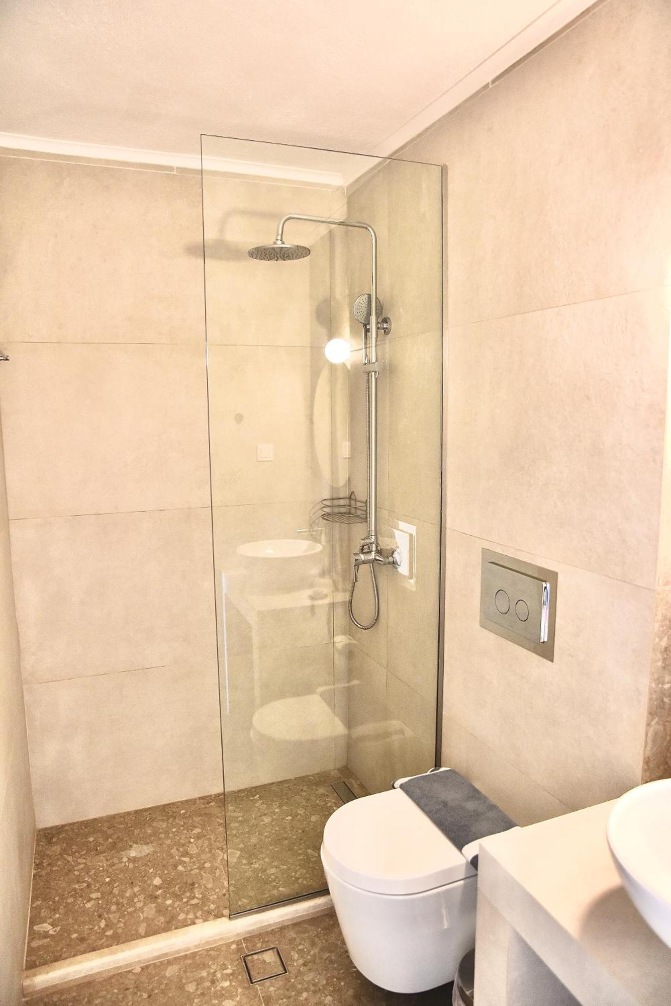 Staybridge Apartments, Mesongi Luaran gambar