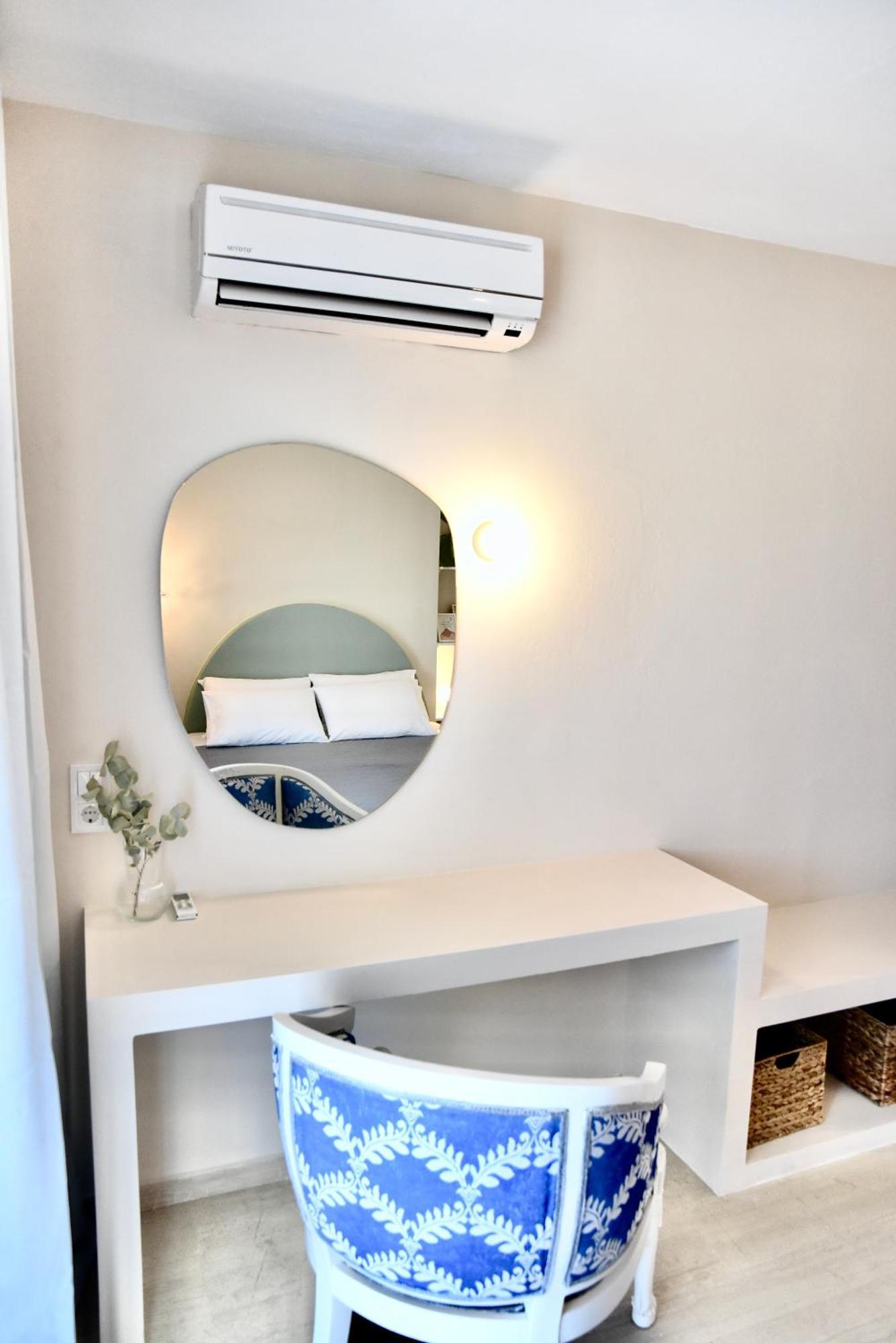 Staybridge Apartments, Mesongi Luaran gambar