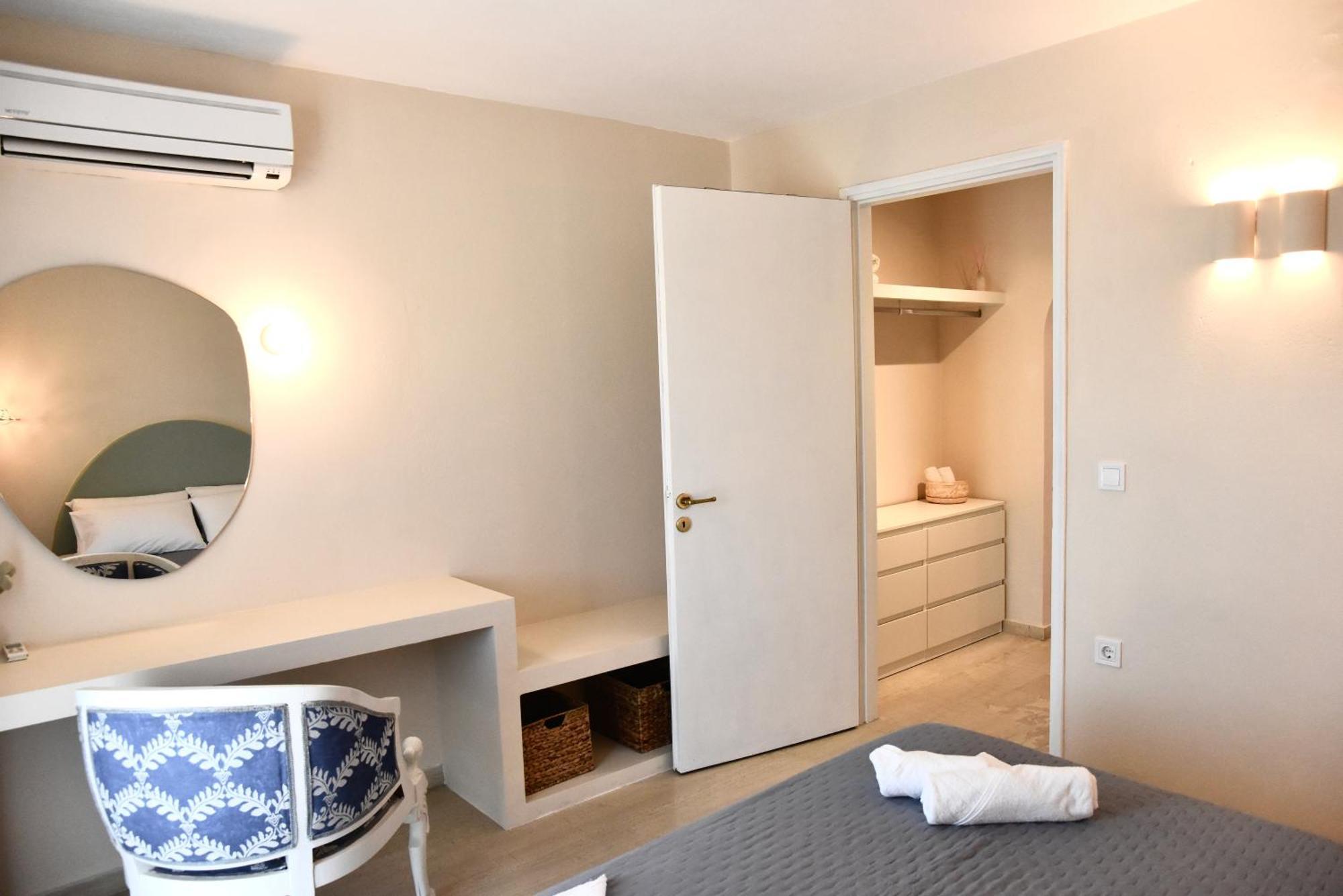 Staybridge Apartments, Mesongi Luaran gambar